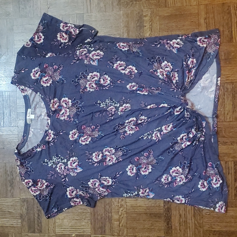 Nine Britton Purple floral knotted front blouse 1X